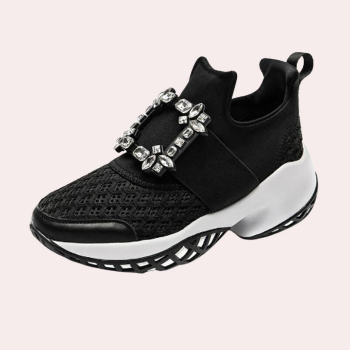 Chic and airy women's footwear for ultimate comfort