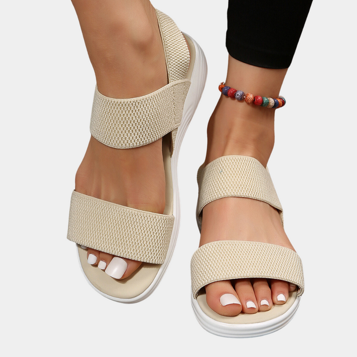 Chic and Stylish Women’s Flat Sandals