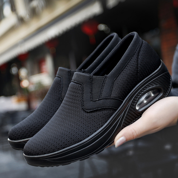 Chic and secure women's footwear for unmatched comfort