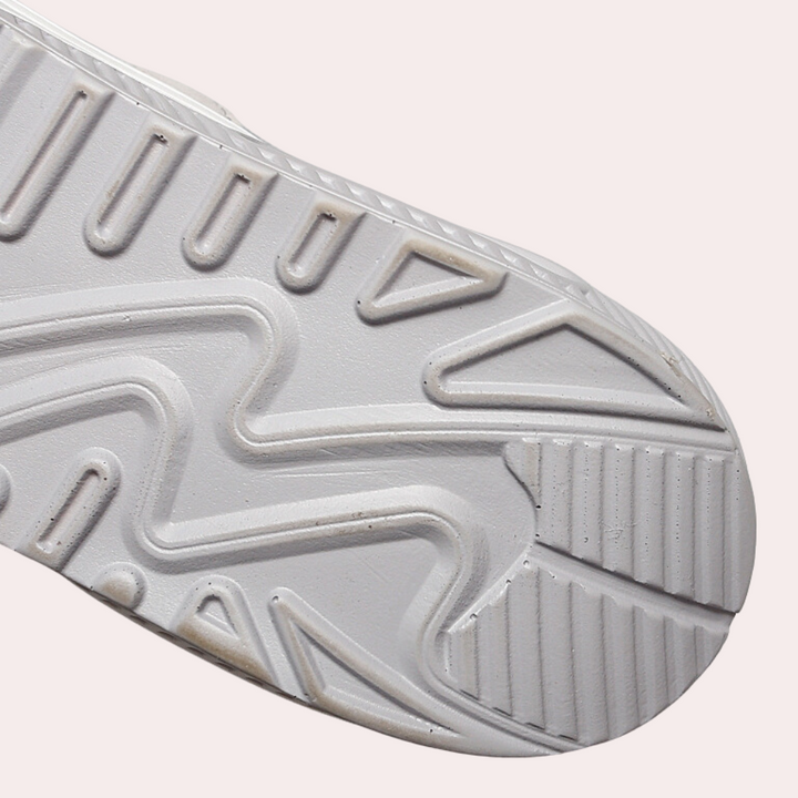 Chic and secure women's footwear for unmatched comfort