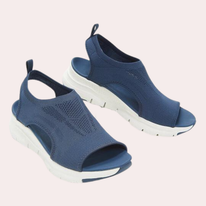 Chic and Featherlight Sandals for Effortless Style