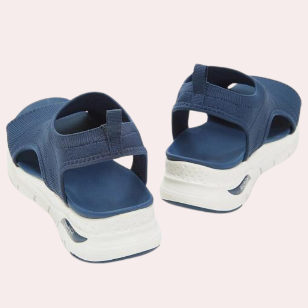 Chic and Featherlight Sandals for Effortless Style