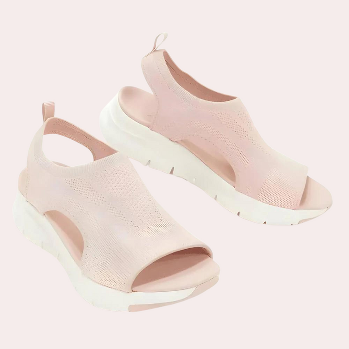 Chic and Featherlight Sandals for Effortless Style