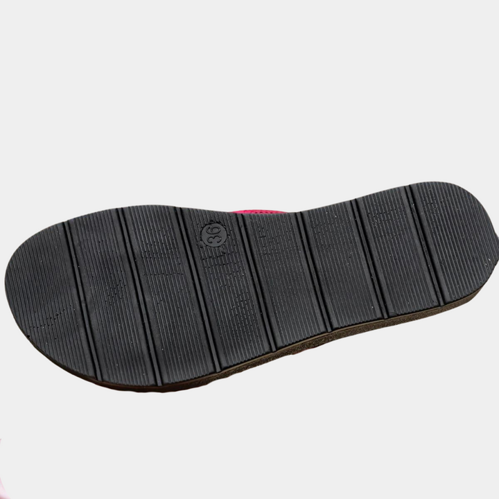 Trendy and Airy Women's Flip Flops Perfect for Any Occasion