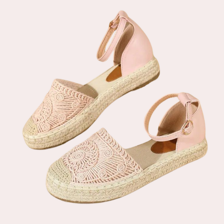 Elegant women’s sandals for every occasion