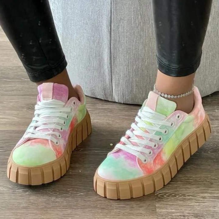Chic and luxurious women's footwear