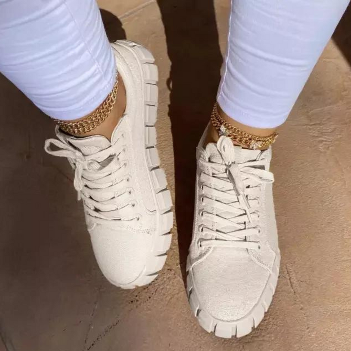 Chic and luxurious women's footwear