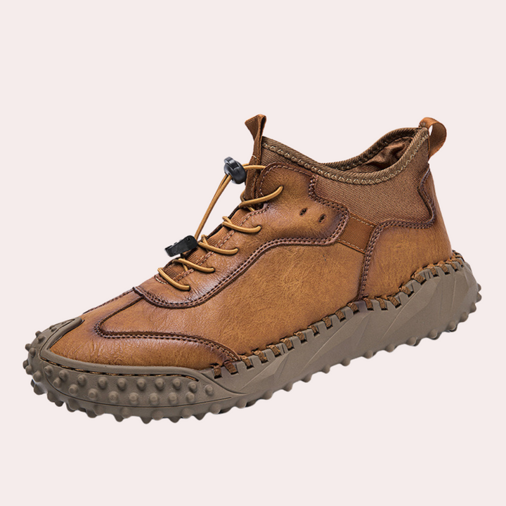Trendy Men's Outdoor Shoes with Superior Grip