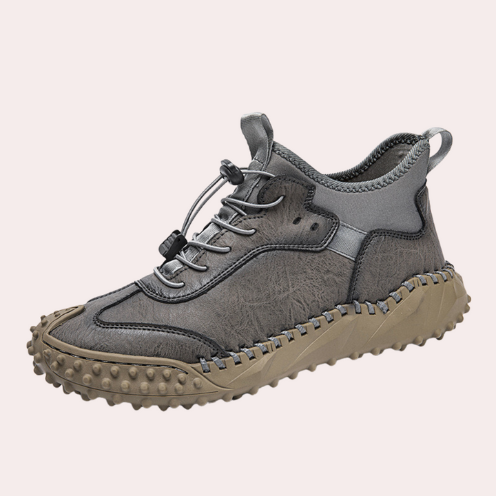 Trendy Men's Outdoor Shoes with Superior Grip