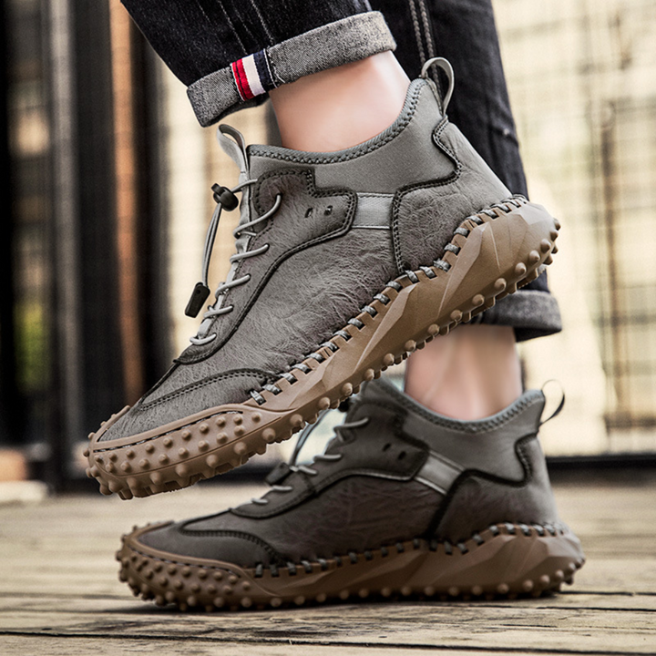 Trendy Men's Outdoor Shoes with Superior Grip
