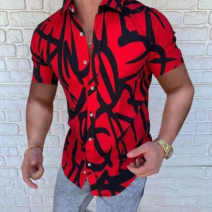Trendy Short-Sleeved Shirt for the Contemporary Gentleman