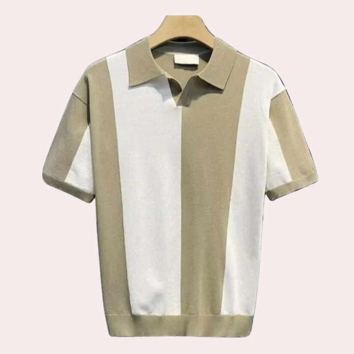 Classic Knitted Polo Shirt for the Fashion-Forward Gentleman