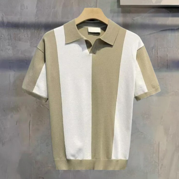 Classic Knitted Polo Shirt for the Fashion-Forward Gentleman