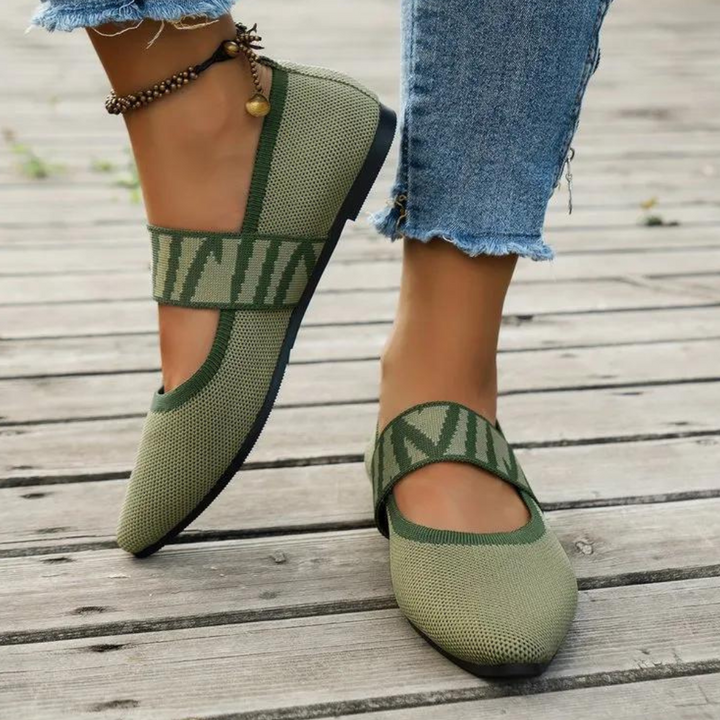 Chic and Cozy Casual Flats for Effortless Style