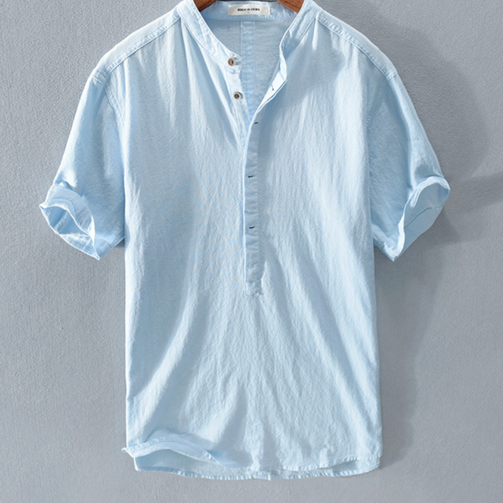 Trendy Shirt Tailored for the Contemporary Gentleman