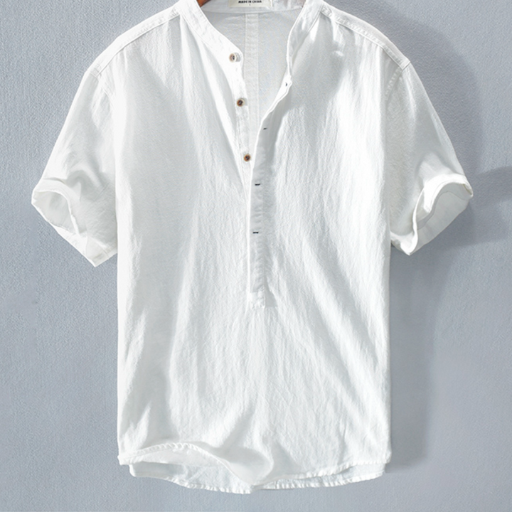 Trendy Shirt Tailored for the Contemporary Gentleman