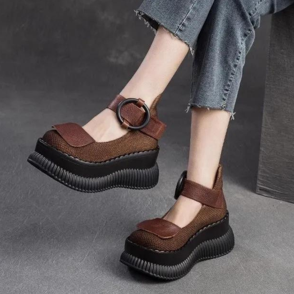 Chic Women's Casual Shoes with Stylish Straps