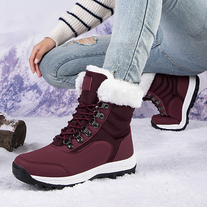 Chic Women's Winter Boots Designed for Ultimate Comfort and Superior Traction