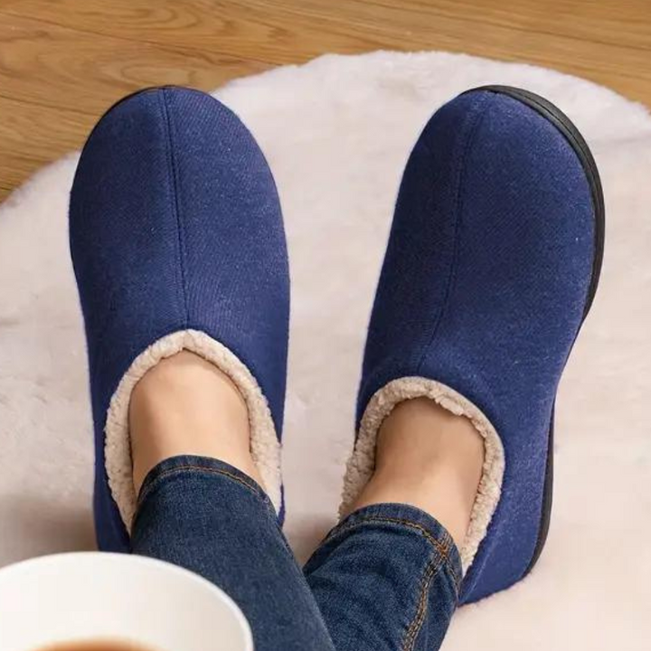 Chic Women's Footwear with Luxurious Comfort Lining