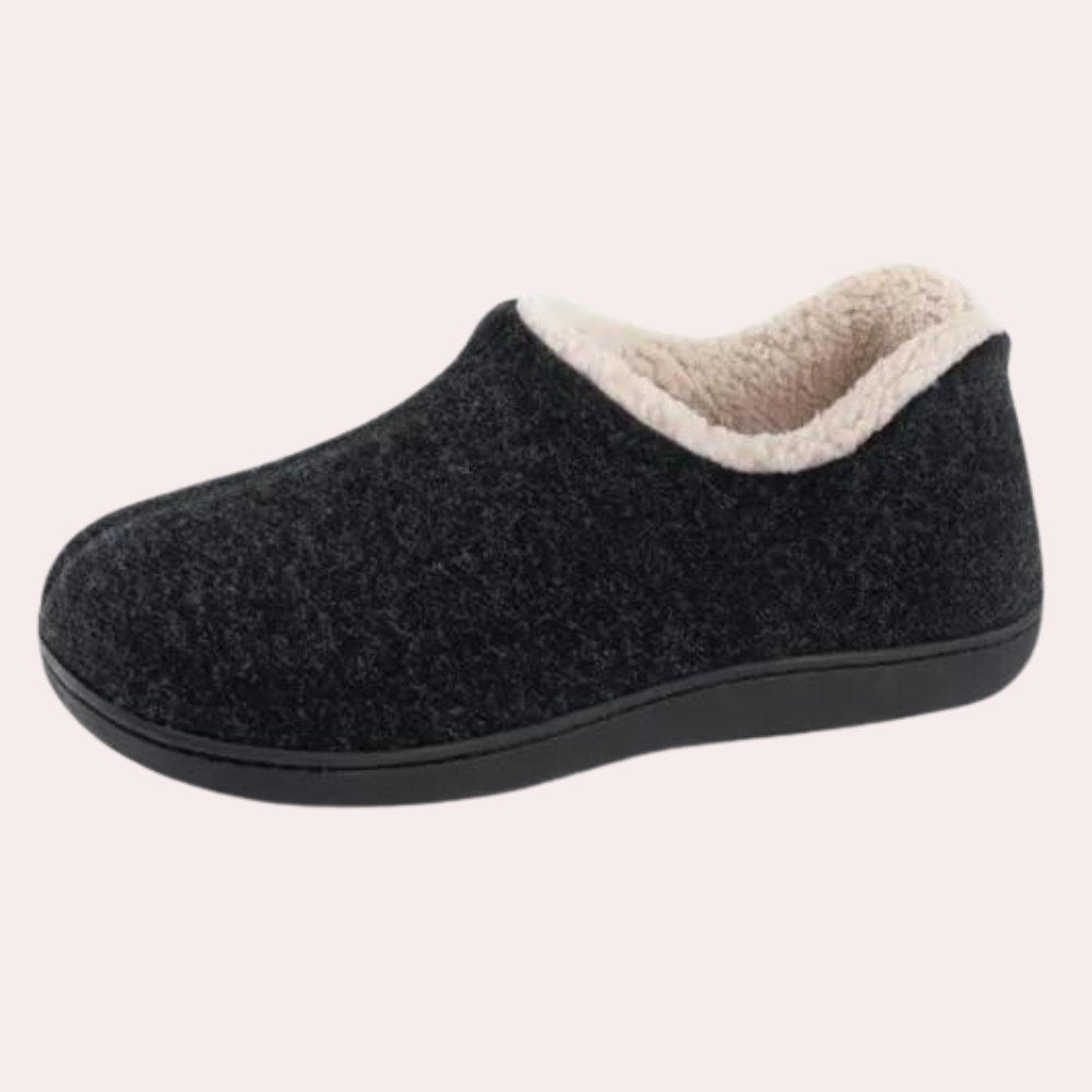Chic Women's Footwear with Luxurious Comfort Lining