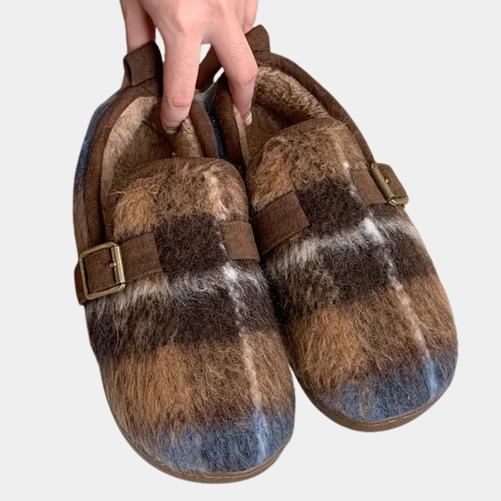 Elegant and Cozy Indoor Slippers for Ultimate Comfort