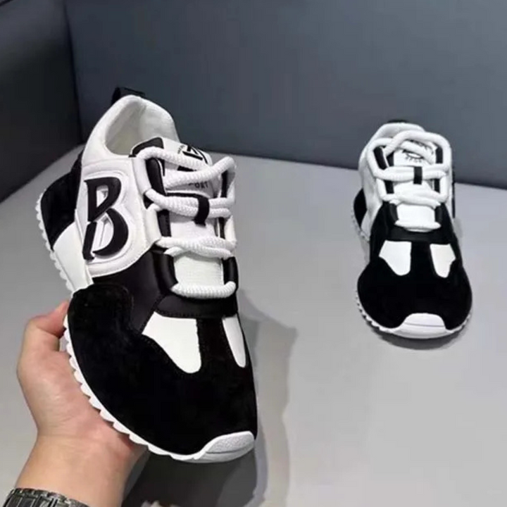Stylish and Lightweight Men's Sneakers