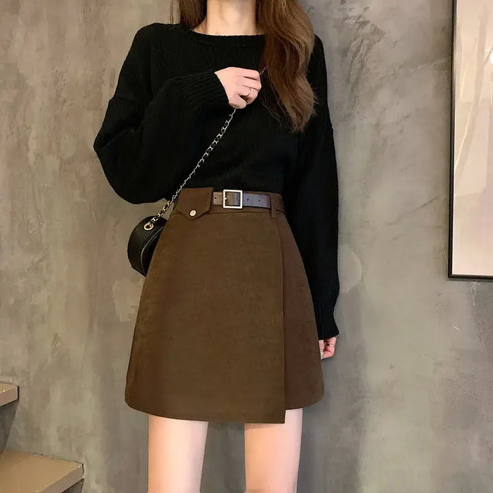 Chic Mini Skirt with Stylish Belt