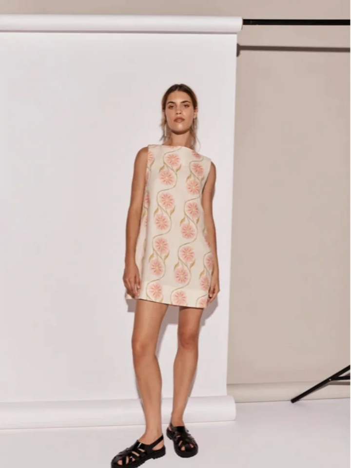 Chic Floral Mini Dress for Effortless Style