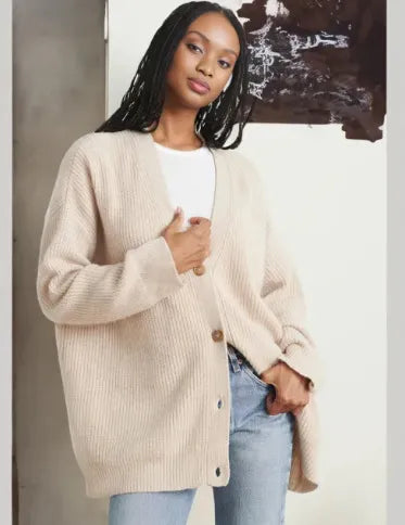 Chic V-Neck Cashmere Cardigan for Luxe Comfort