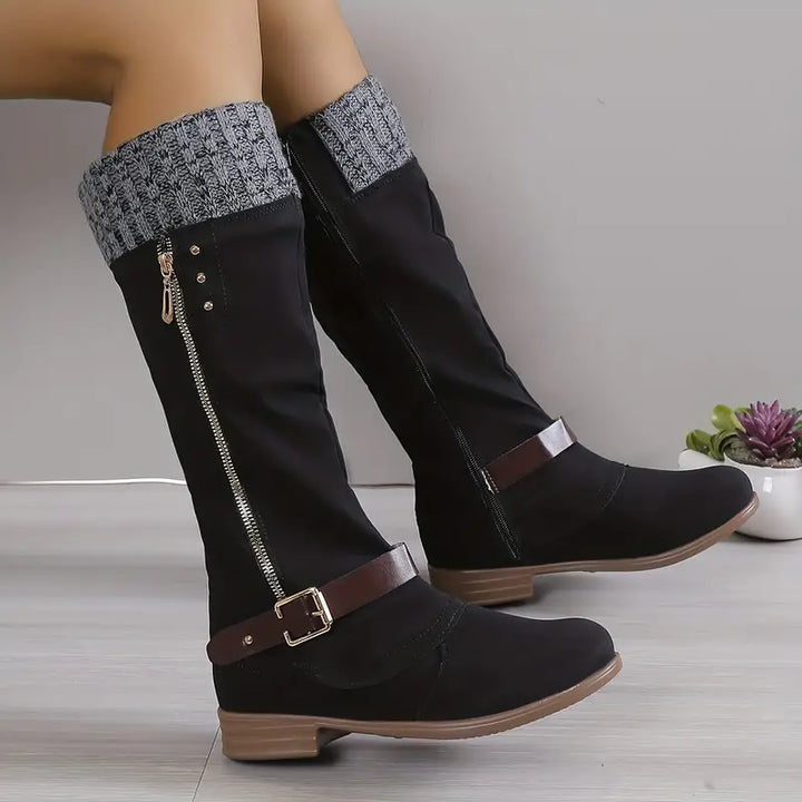 Chic Women's Boots in Fashionable Solid Colours