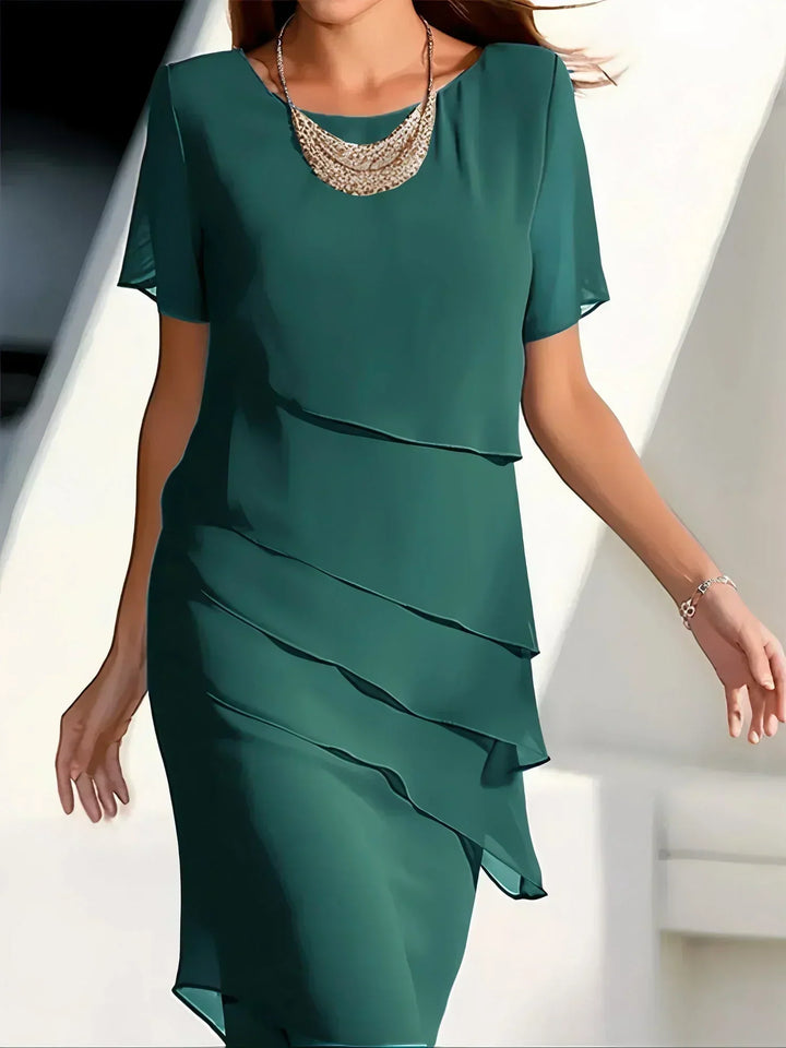 Chic & Flattering Slim Dress