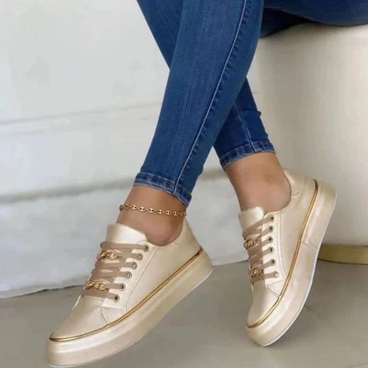 Chic Sneakers: Perfect for Any Occasion!