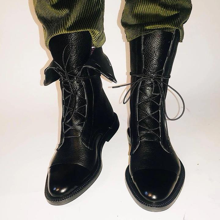 Luxurious Heeled Boots for Effortless Style