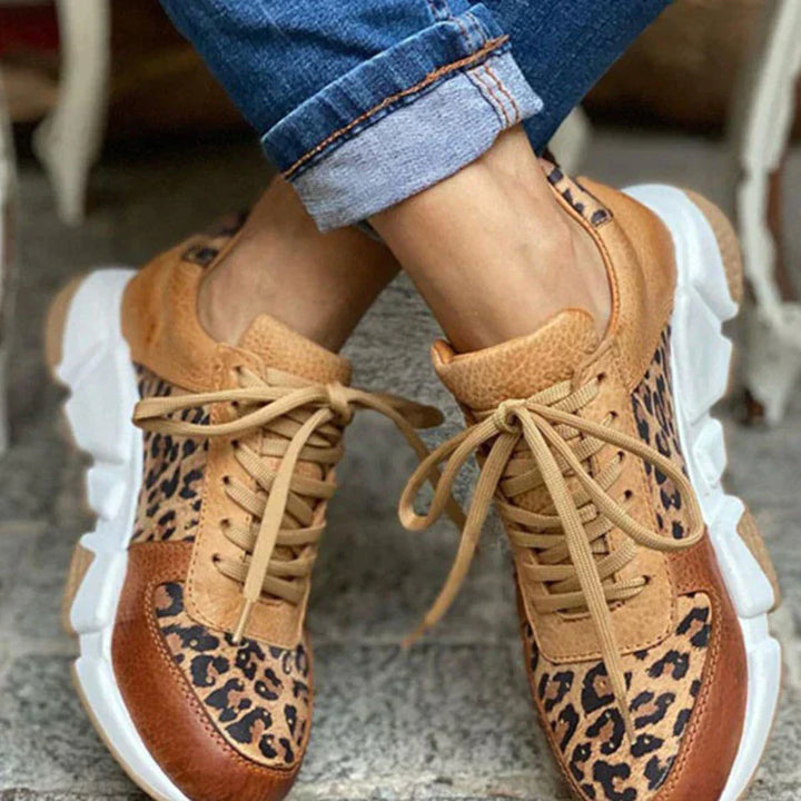 Stylish Low-Top Leopard Sneakers