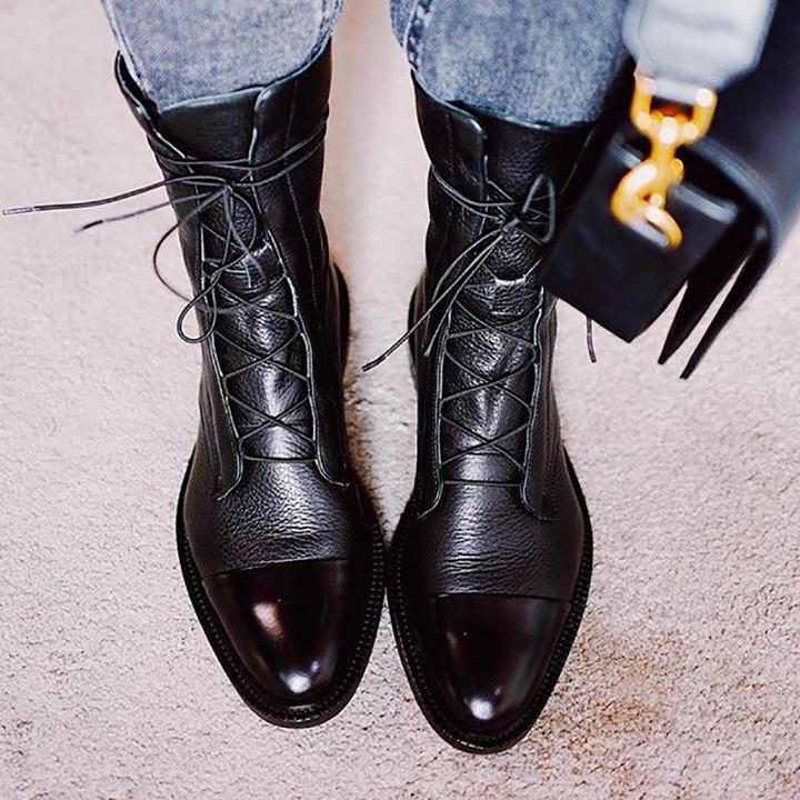 Luxurious Heeled Boots for Effortless Style