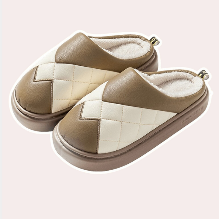 Chic and Cozy Women's Slippers