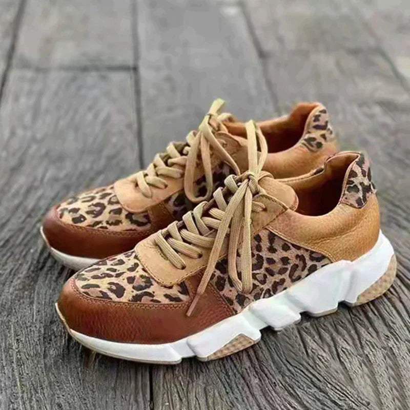 Stylish Low-Top Leopard Sneakers