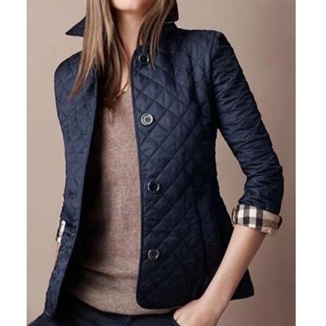 Elegant Silk Jacket for a Sophisticated Look