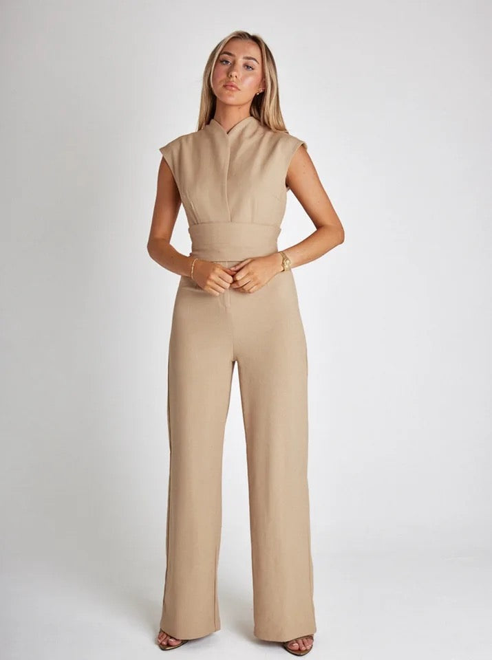 Stylish and Contemporary Jumpsuit for Effortless Elegance