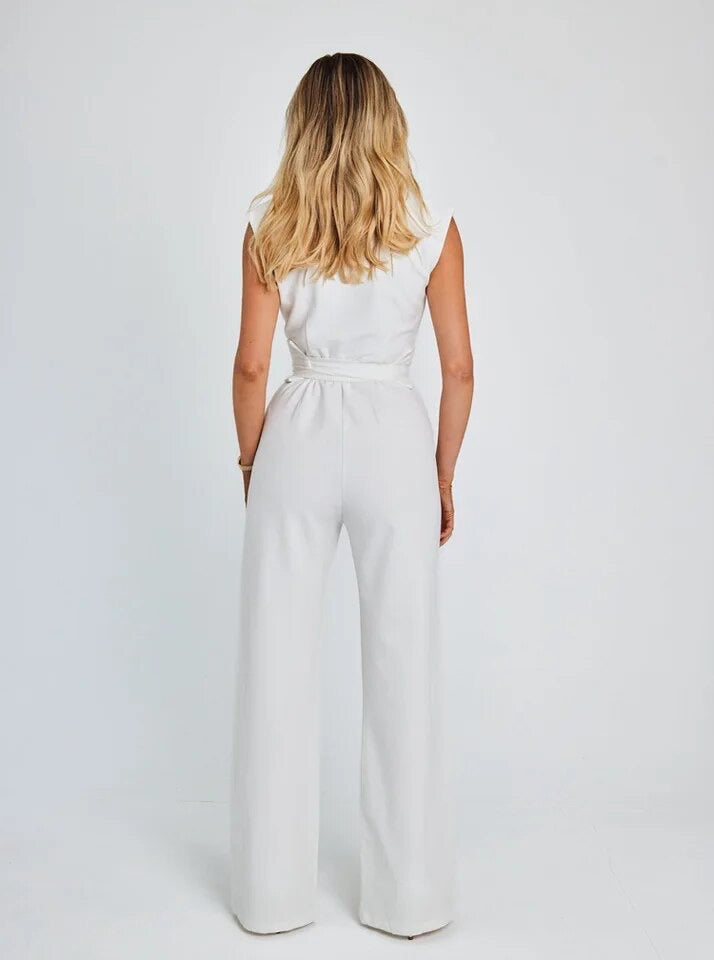 Stylish and Contemporary Jumpsuit for Effortless Elegance