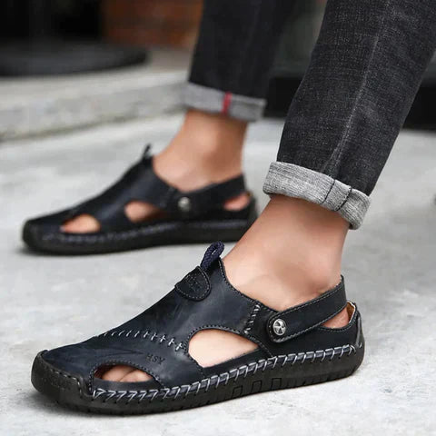 Stylish & Cozy Outdoor Sandals for All-Day Comfort