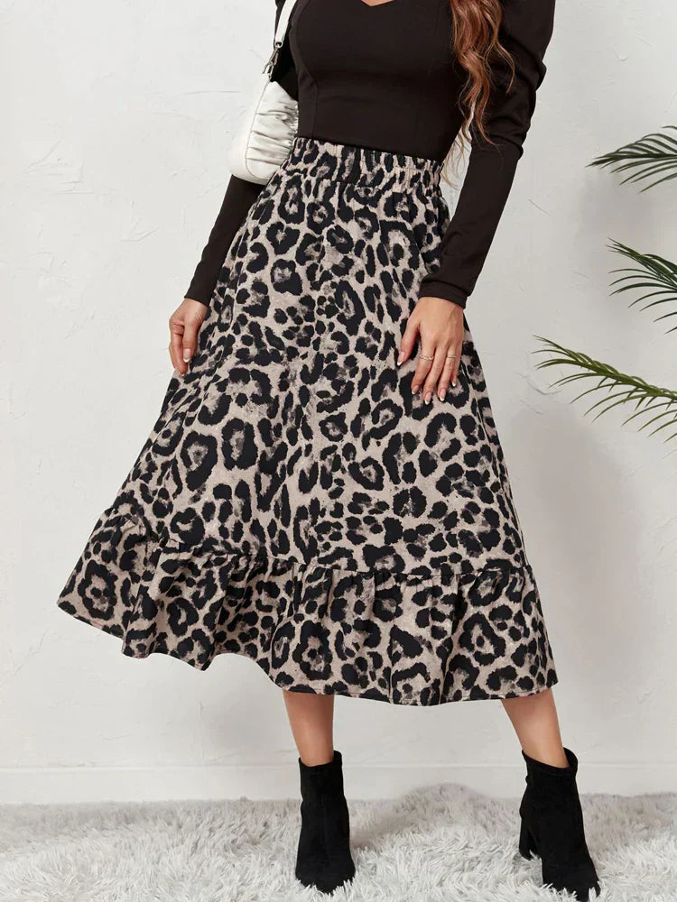 Graceful Leopard Print Maxi Skirt