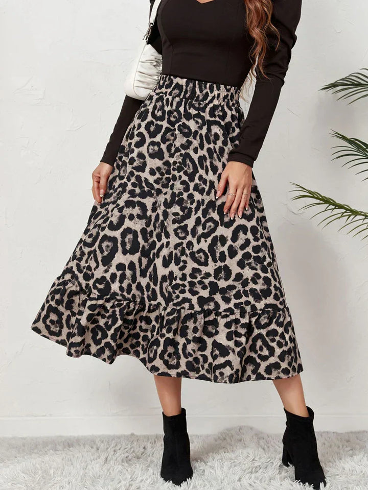 Graceful Leopard Print Maxi Skirt