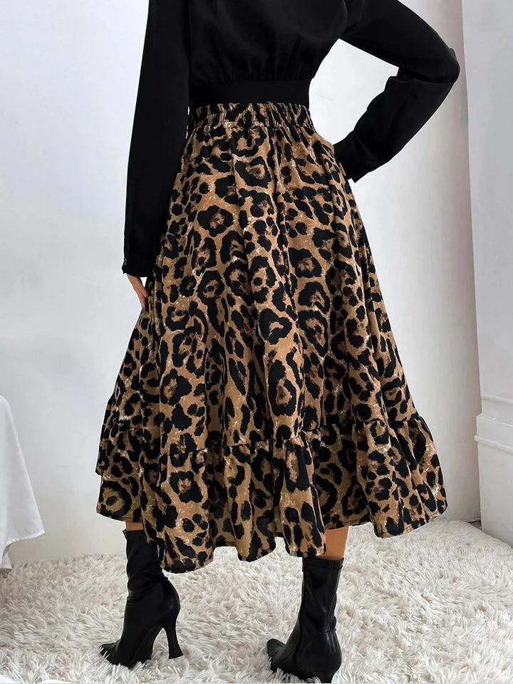 Graceful Leopard Print Maxi Skirt