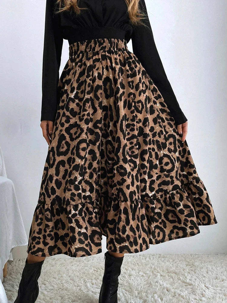 Graceful Leopard Print Maxi Skirt