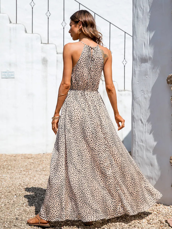 Chic Leopard Print Maxi Dress for Effortless Elegance