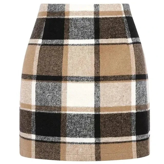 Chic Plaid Mini Skirt for Effortless Style