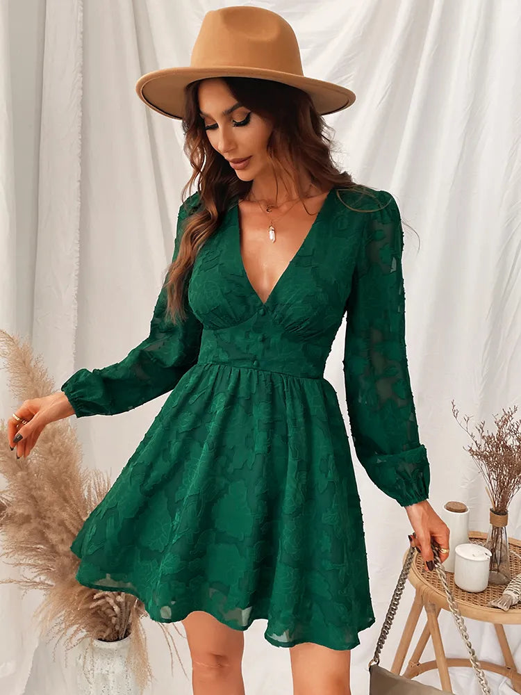 Chic Mini Dress for Effortless Sophistication