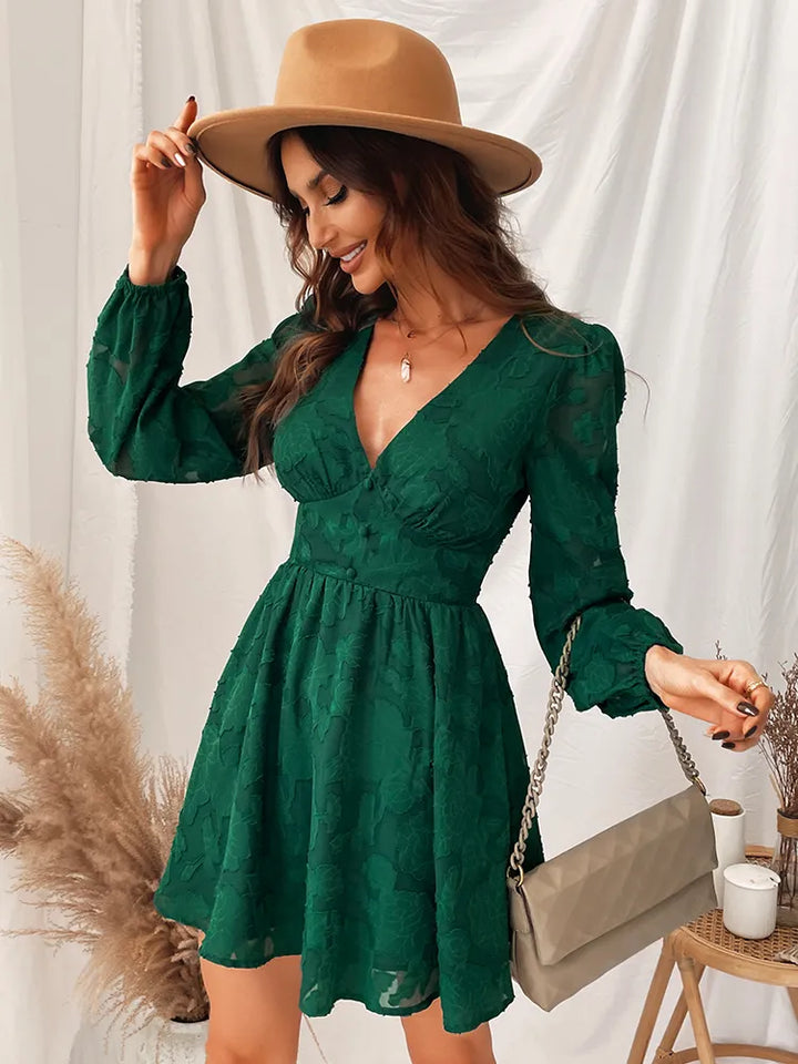 Chic Mini Dress for Effortless Sophistication
