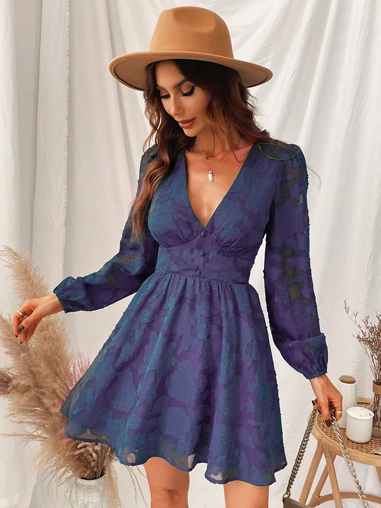 Chic Mini Dress for Effortless Sophistication